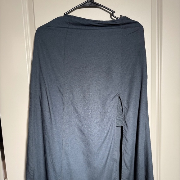 ✨ Abercrombie & Fitch Navy Midi Skirt – XS – Side Slit - Picture 1 of 4